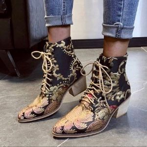 Embroidered Women’s Pointed Toe, Lace-Up Boots